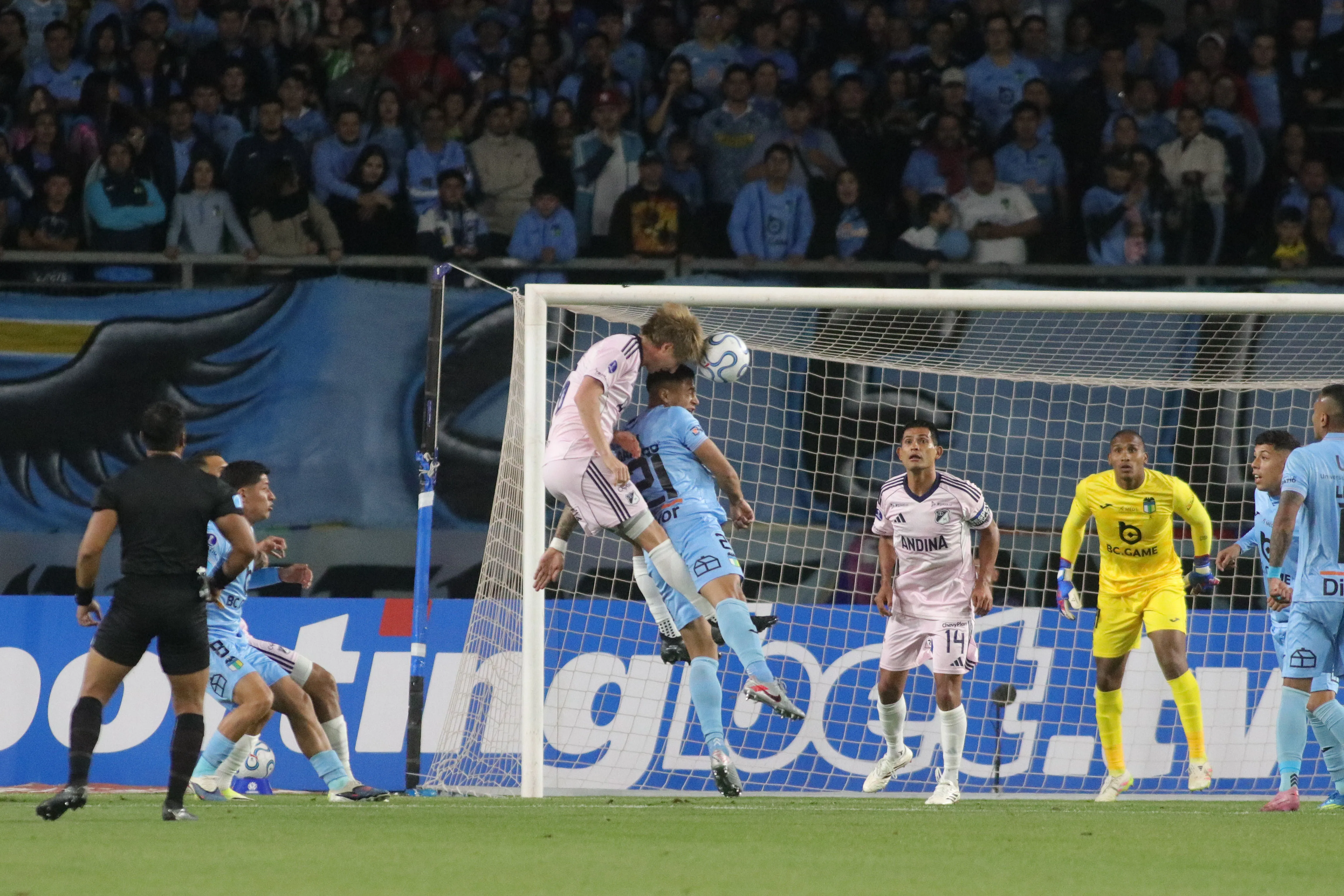 Nicolás Garrido fue titular ante Millonarios en la Copa Sudamericana | FOTO: Jorge Loyola/Photosport