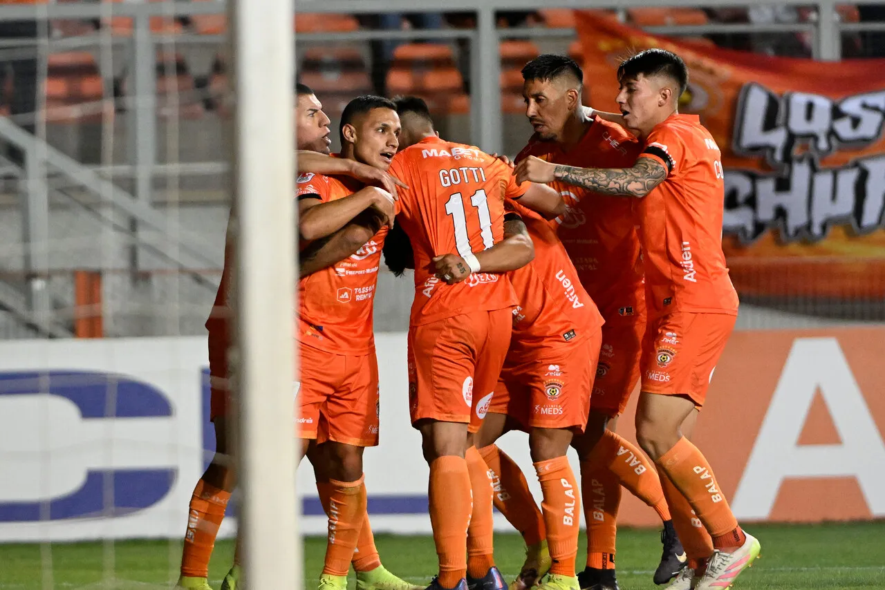 Cobreloa quiere seguir en la cima | Foto: Photoport