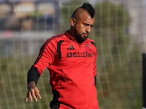 Arturo Vidal recibe sorpresivo regalo tras triunfo de Colo Colo