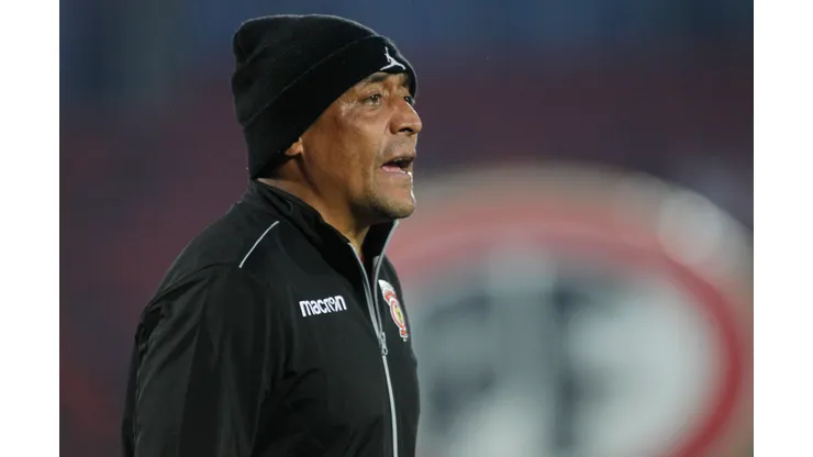 Rodrigo Meléndez asoma como nuevo DT de Deportes Linares.