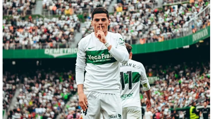 La particular celebración de Cepeda en su primer gol en el Elche
