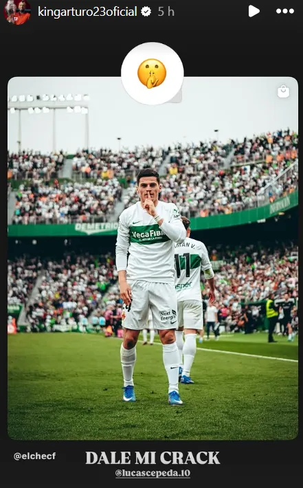 Lucas Cepeda anota su primer gol en Elche y Arturo Vidal lo festeja con todo.