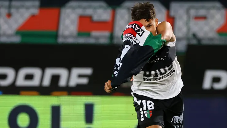 ¡Palestino escapa del fondo!