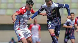 Deportes Recoleta gana y llega a la punta en la Primera B.