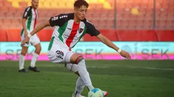 Palestino recibe millonario pago desde Brasil.