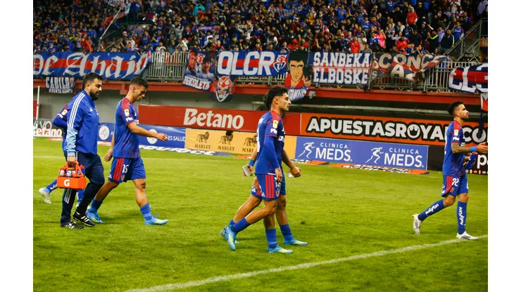 Javier Altamirano salió muy frustrado tras la derrota de la U. (Foto: José Robles/Photosport)