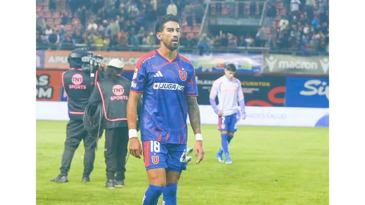 Juan Martín Lucero volvió en la U sin poder aportar en la derrota ante Ñublense.
