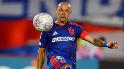Marcelo Díaz perdió la paciencia con el arbitraje contra Universidad de Chile.