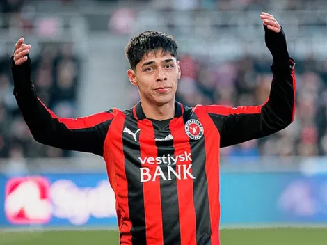Capitán del FC Midtjylland aplaude a Darío Osorio