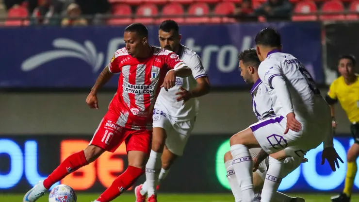 El cuadro "Cementero" se quedó con el duelo de colistas en el Nicolás Chahuán. (Foto: Photosport)