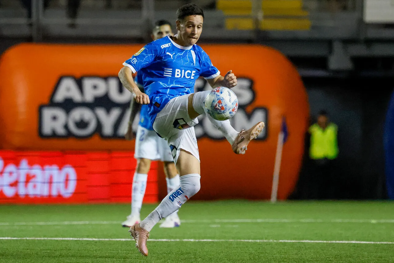 Zuqui ilusiona a la UC | Foto: Photosport