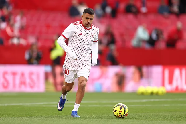 Alexis Sánchez no ha podido ser el salvador del Sevilla. (Fran Santiago/Getty Images)