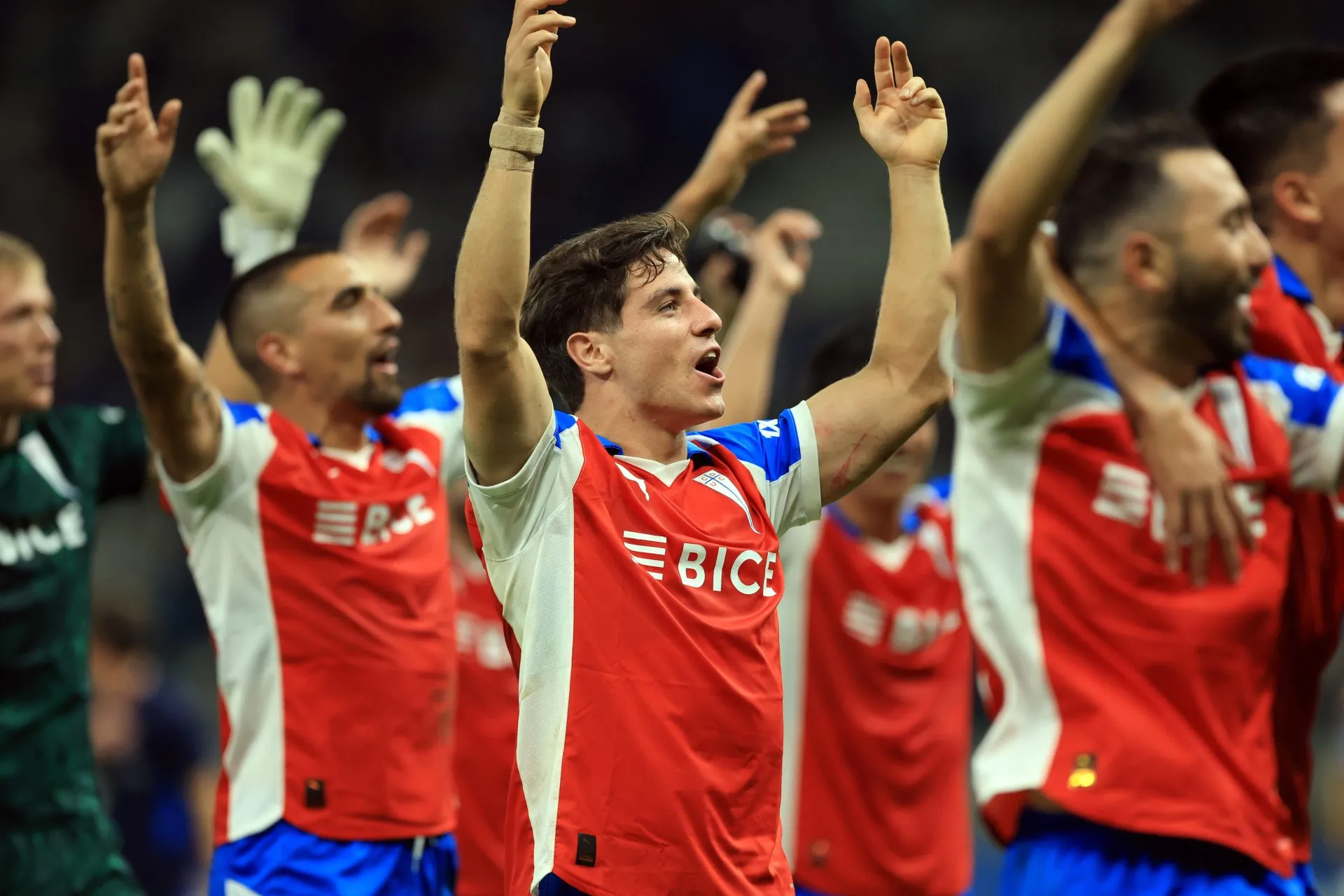 La UC vence a Cruzeiro y se mete en la pelea para avanzar en Copa Libertadores. (Foto: Photosport)