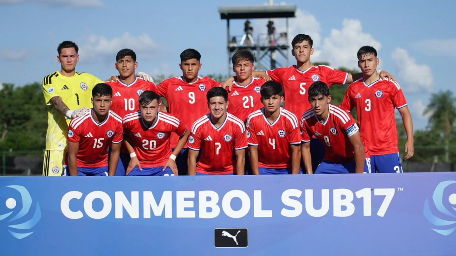 La Roja sub 17 sale a buscar pasajes para el Mundial.