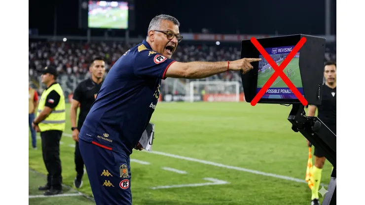 Ronald Fuentes estalla contra el VAR.