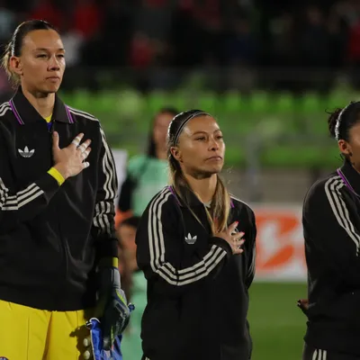 La grave falta de respeto que sufrió La Roja Femenina en Uruguay: "Ni los pies…"