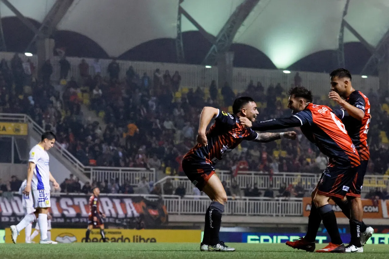 ¡Deportes Limache es el nuevo puntero de la Liga de Primera! (Photosport).