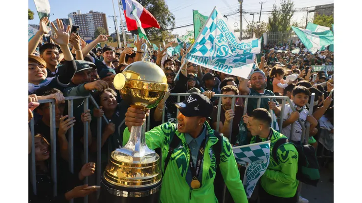 Santiago Wanderers espera rival para la final de la Copa Intercontinental sub 20.