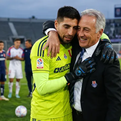 Óscar Wirth respalda a Gabriel Castellón y critica a Paredes por pedir al Mono