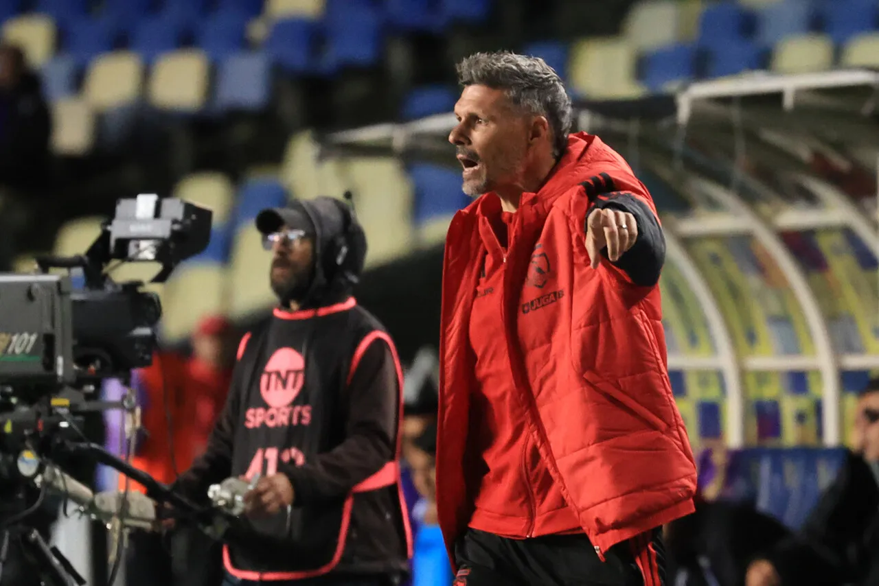 Ortiz aún no piensa en refuerzos en Colo Colo | Foto: Photosport