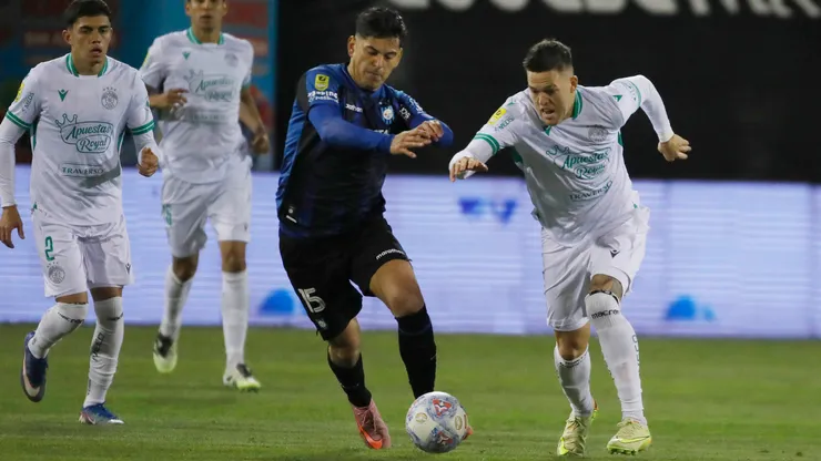 Huachipato recibió a Audax Italiano en Talcahuano.