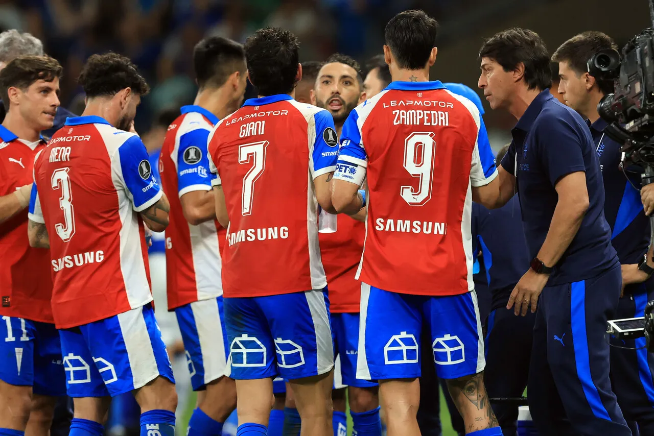 Universidad Católica quiere llegar a la cima | Foto: Photosport