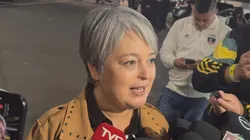 Jeannette Jara estuvo presente en el aniversario 101 de Colo Colo. (Foto: Bolavip)