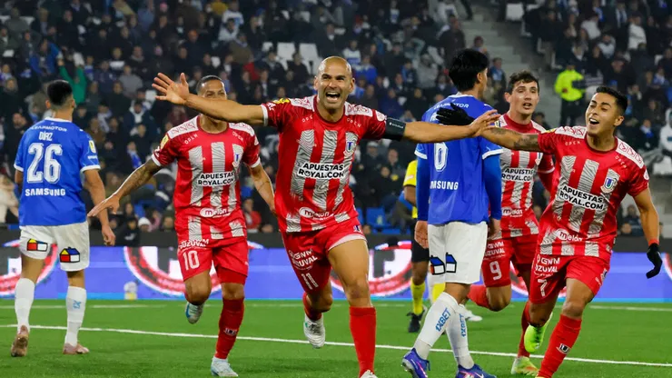 La Caleta le pintó la cara a la UC en el Claro Arena. (Foto: Photosport)