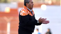 Cobresal descarta la renuncia de Gustavo Huerta.