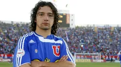 Iturra sorprendió al elegir un clásico cántico de Universidad de Chile.