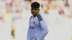 Claudio Aquino se defiende en Colo Colo. (Foto: Marco Vázquez/Photosport)