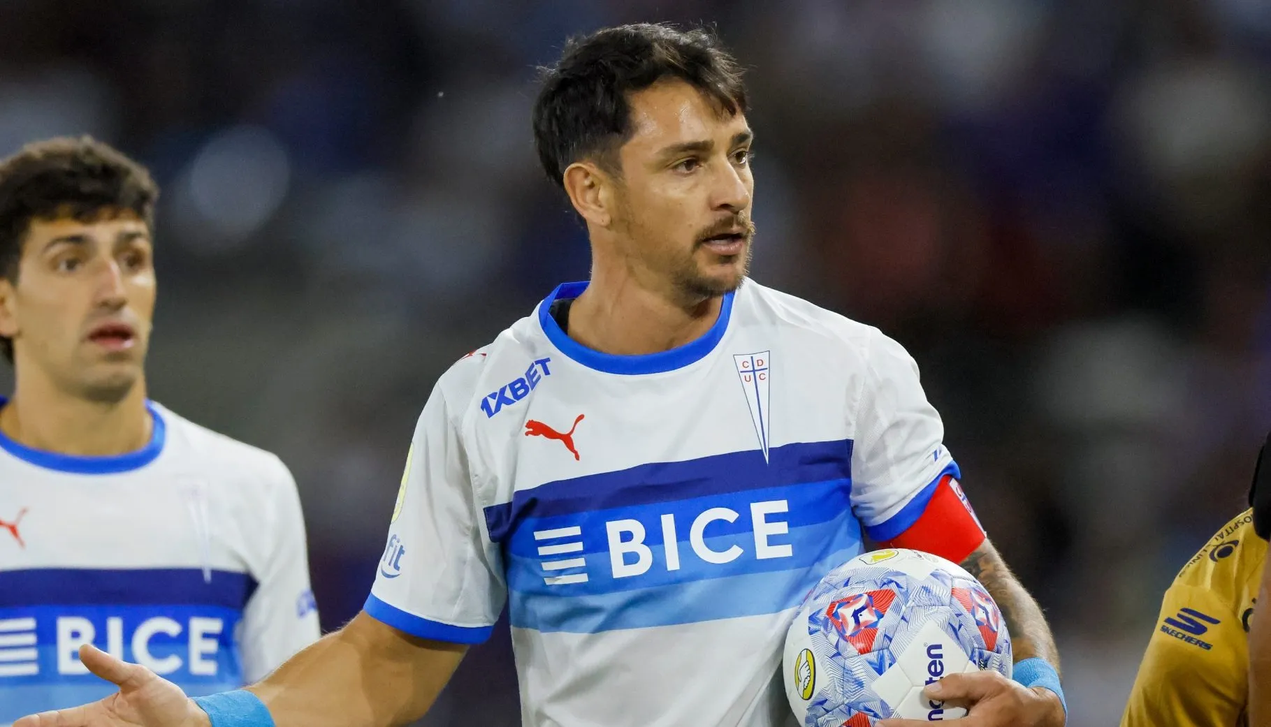Fernando Zampedri será titular en la UC pese a que estuvo en duda.