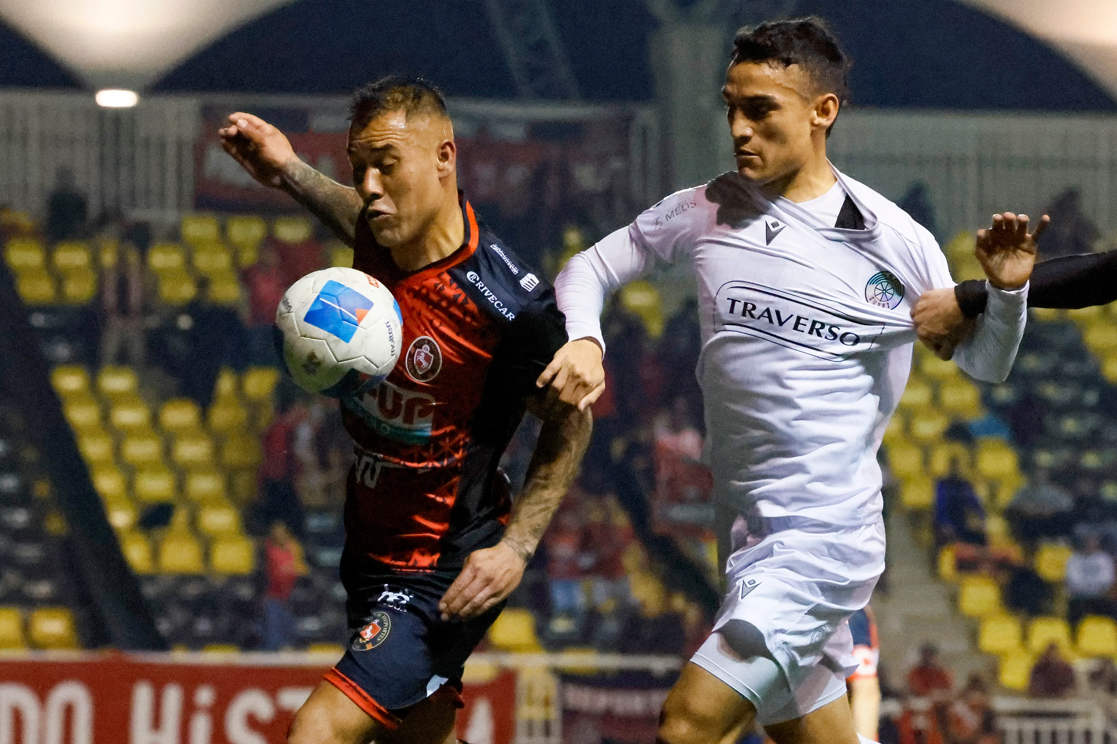 La última vez que se enfrentaron, Deportes Limache se impuso con un contundente 4 a 0 | FOTO: Andres Pina/Photosport