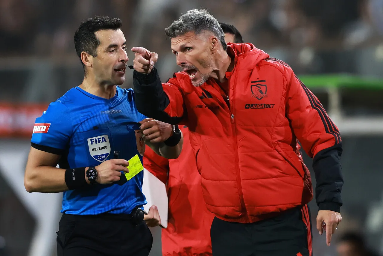 Ortiz habló de todo en Colo Colo | Foto: Photosport