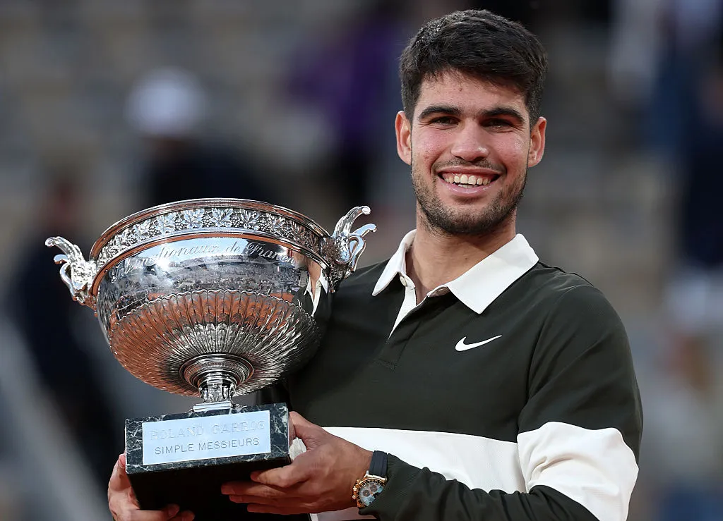 El español Carlos Alcaraz no podrá revalidar su título en Roland Garros (Getty Images).