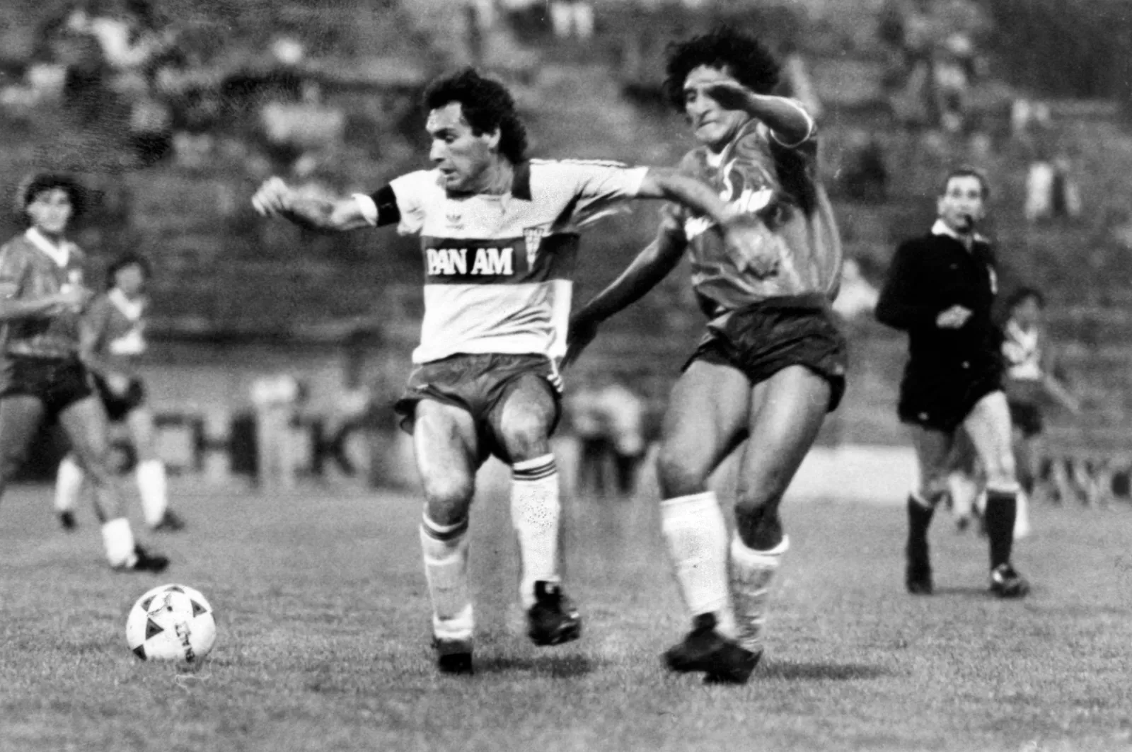 Miguel Ángel Neira furioso con Daniel Garnero