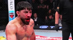 El chileno se impuso por decisión unánime en su debut en UFC (Photo by Jeff Bottari/Zuffa LLC)