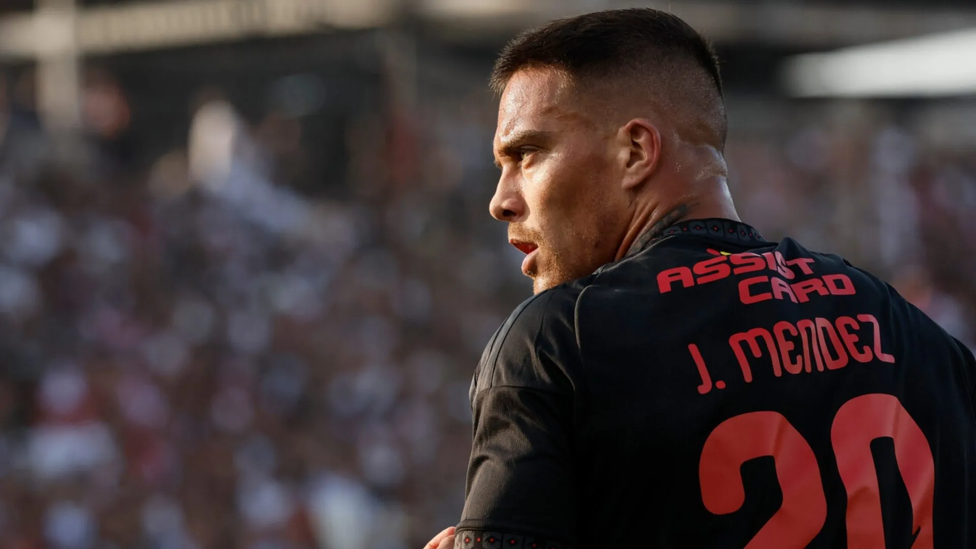Javier Méndez no logra convencer a Fernando Ortiz en Colo Colo (Foto: Photosport)