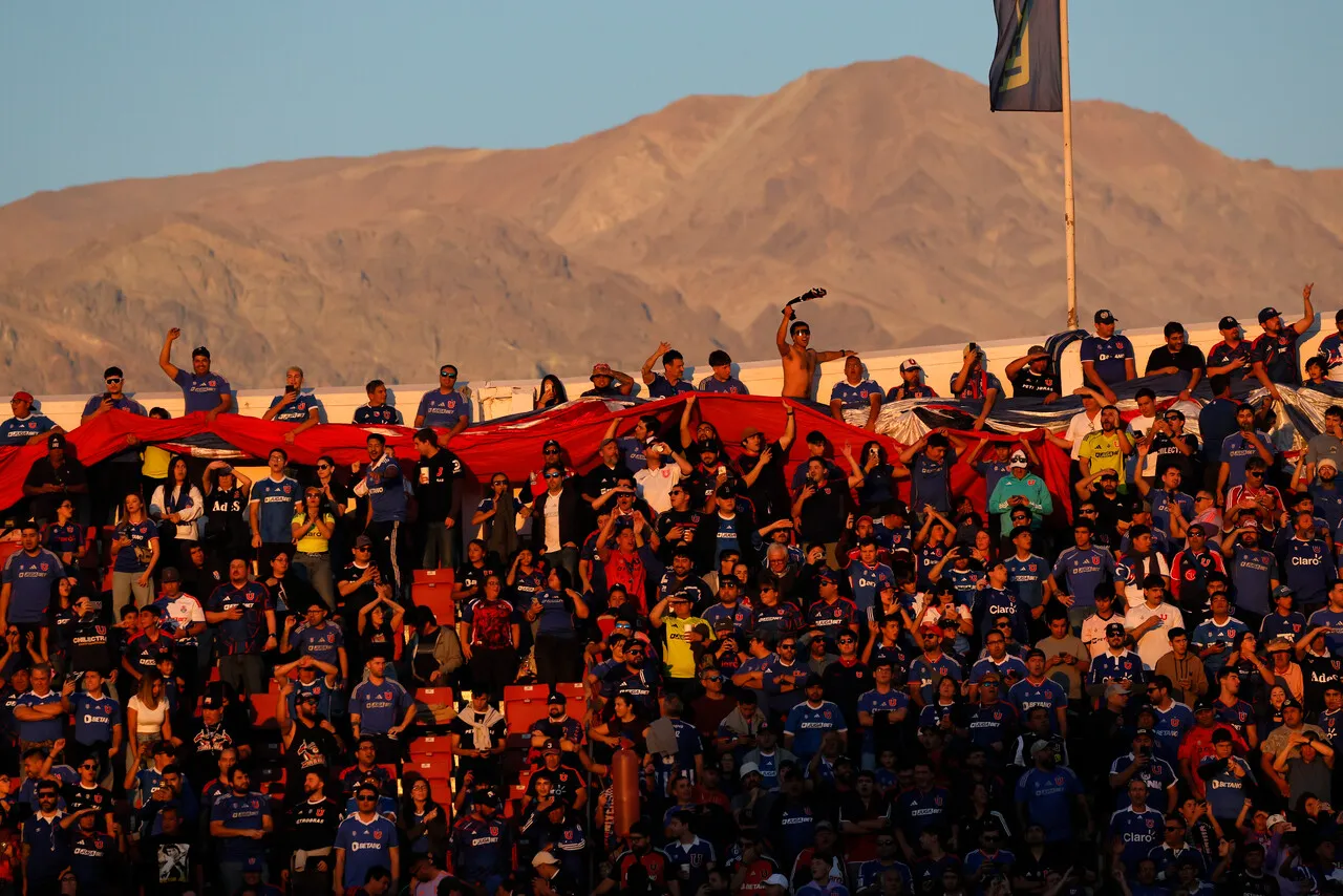 La U quiere un estadio para sus hinchas. | Foto: Photosport