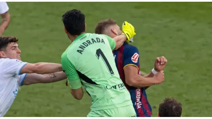 El arquero argentino recibió una severa sanción en España.