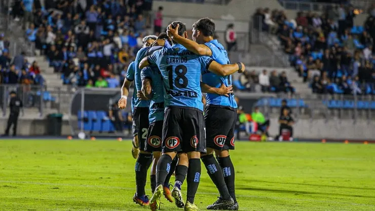 El cuadro nortino podría empezar una nueva etapa de la mano del último DT campeón en la B. (Foto: Deportes Iquique)