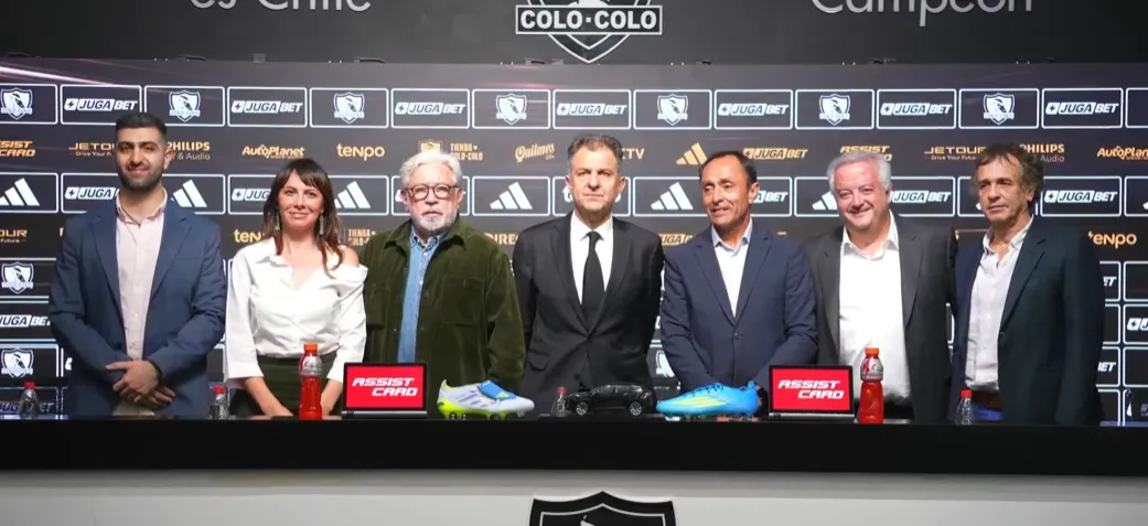 Los siete directores del bloque Aníbal Mosa en Blanco y Negro. (Foto: Captura)