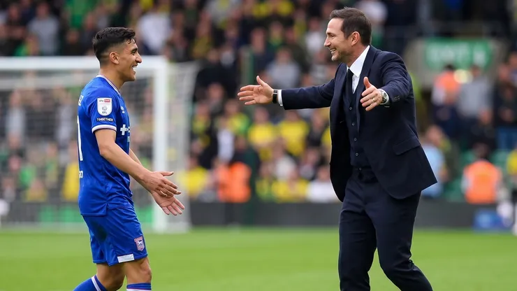 Frank Lampard quiere en su equipo a Marcelino Núlez. (Foto creada con IA)