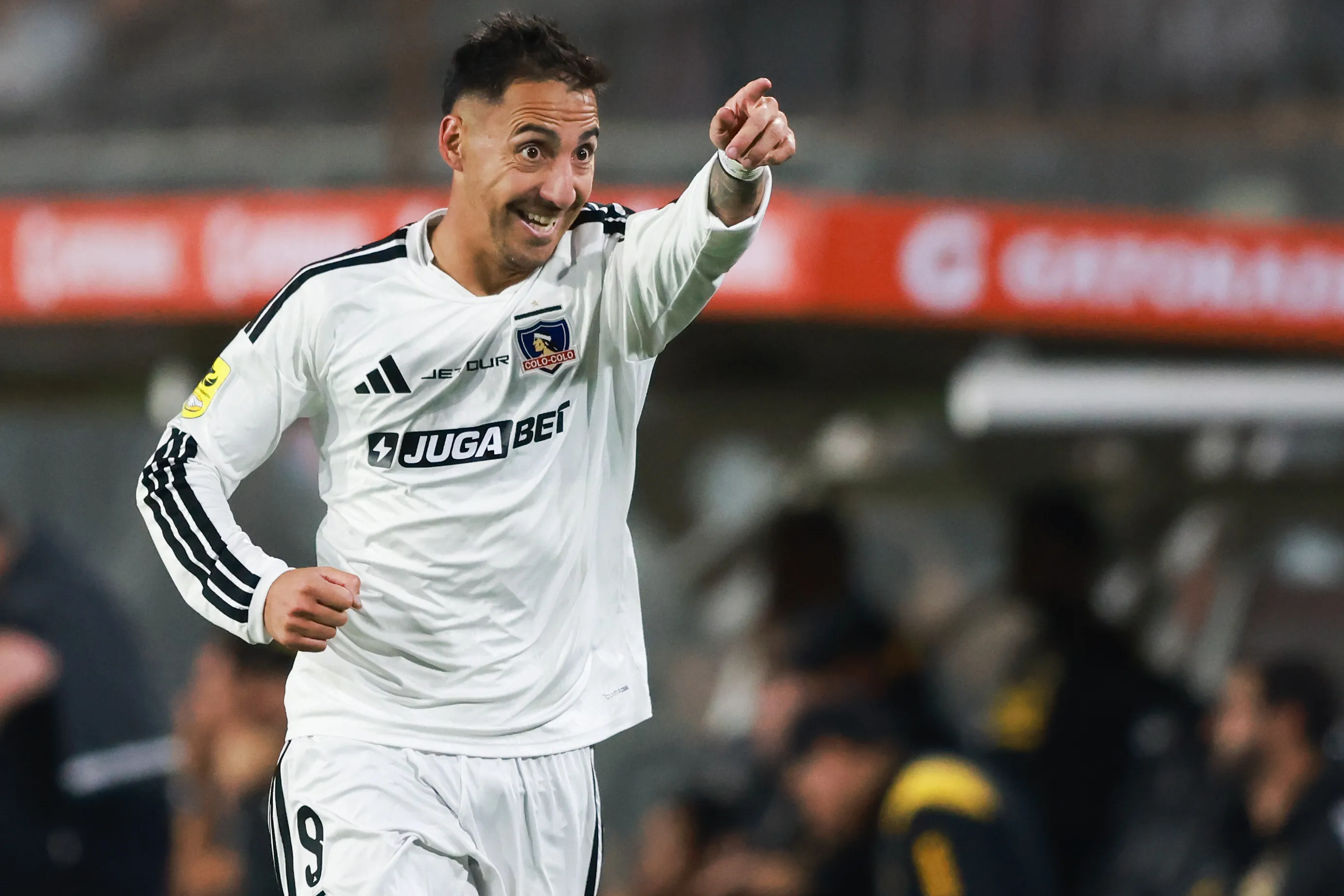 Claudio Aquino asistió a Javier Correa a los 84 minutos. (Foto: Felipe Zanca/Photosport)