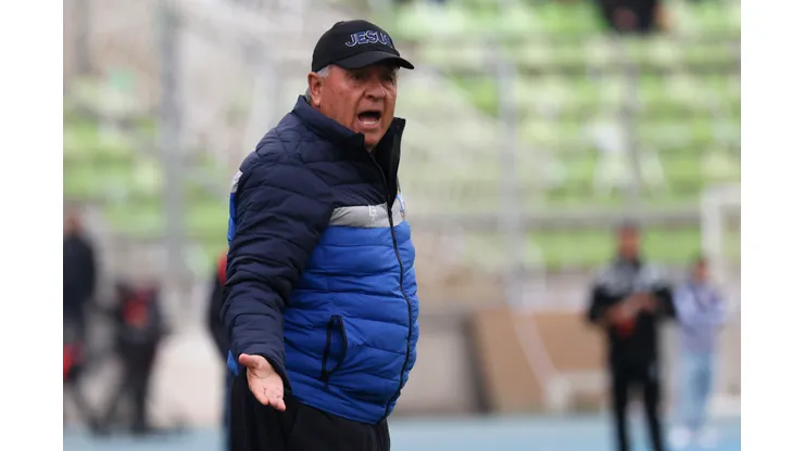 Luis Marcoleta defiende el partido de Deportes Antofagasta ante Cobreloa.