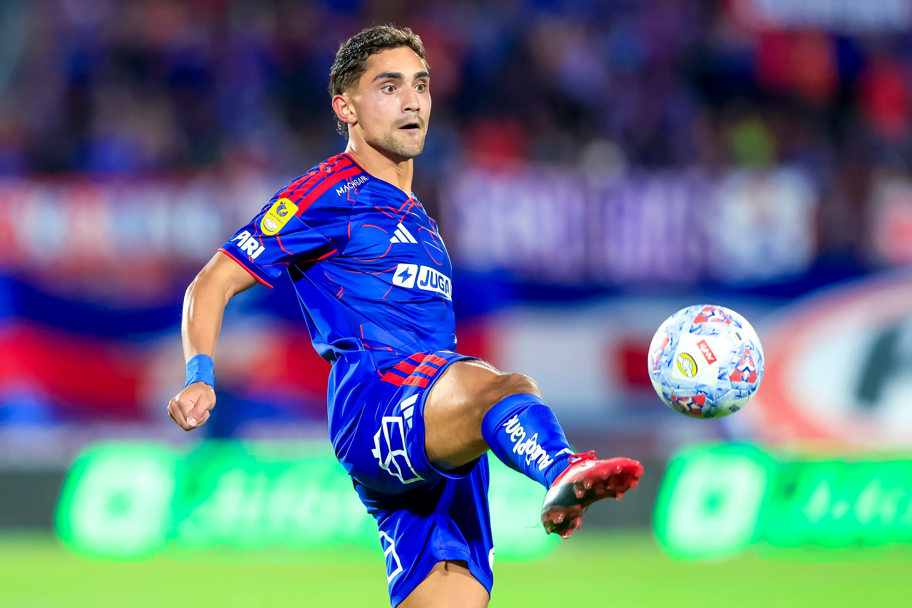 Nicolás Ramírez preocupa en Universidad de Chile. (Imagen: Photosport)
