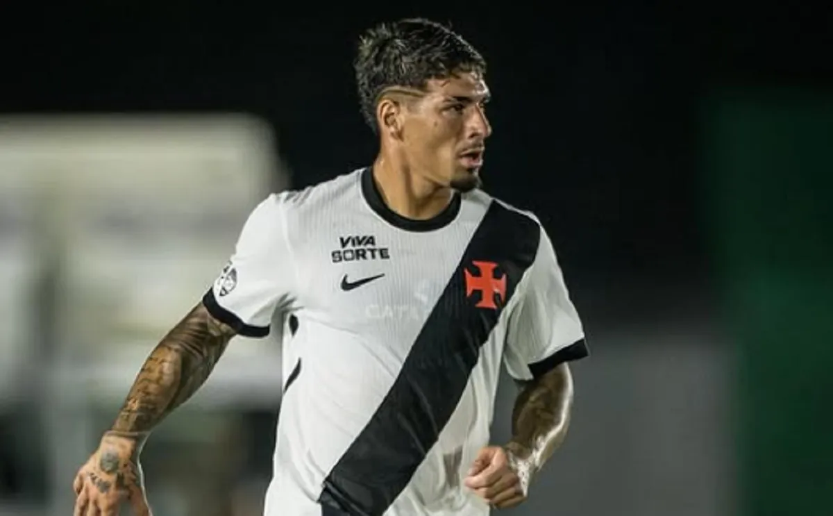 Alan Saldivia se manda el blooper de la jornada ante Audax.