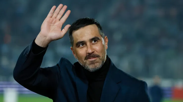 Claudio Bravo lanzó otro guiño político en redes sociales.