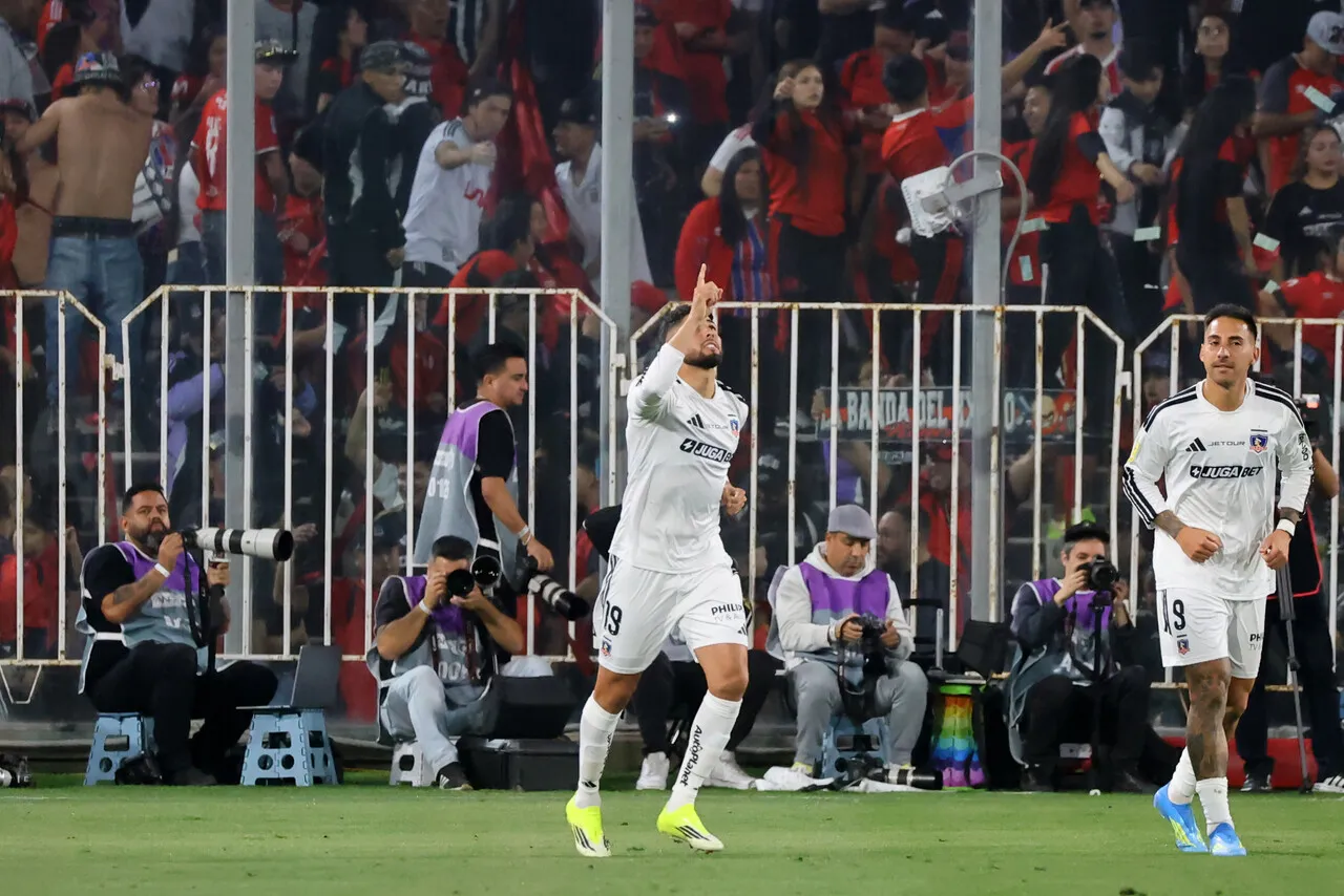 Romero reveló la ayuda que le dio Correa | Foto: Photosport
