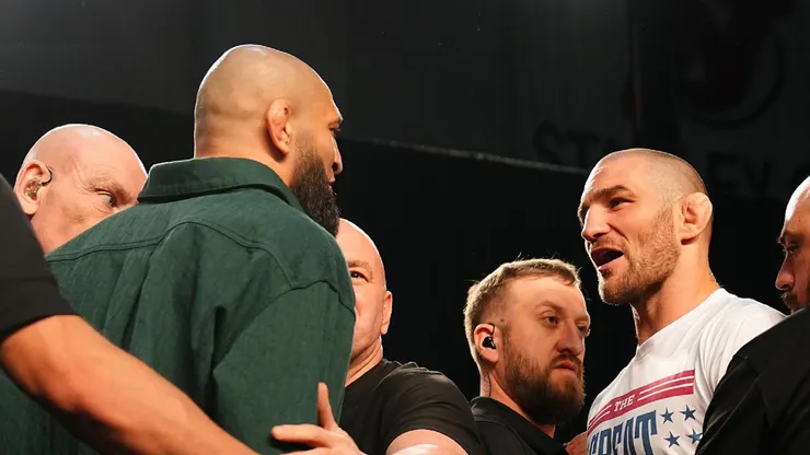 Khamzat Chimaev y Sean Strickland están listo para dar batalla este sábado (Photo by Mike Roach/Zuffa LLC)